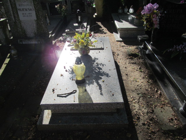 Grób Halina Makowska