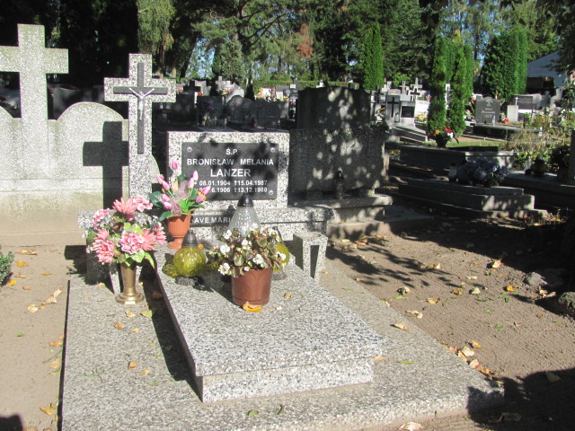 Grób Bronisław Lanzer